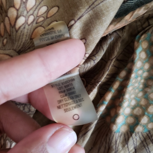 Elie Tahari Jean Jacket W/ Shell Embroidery - Picture 8 of 8